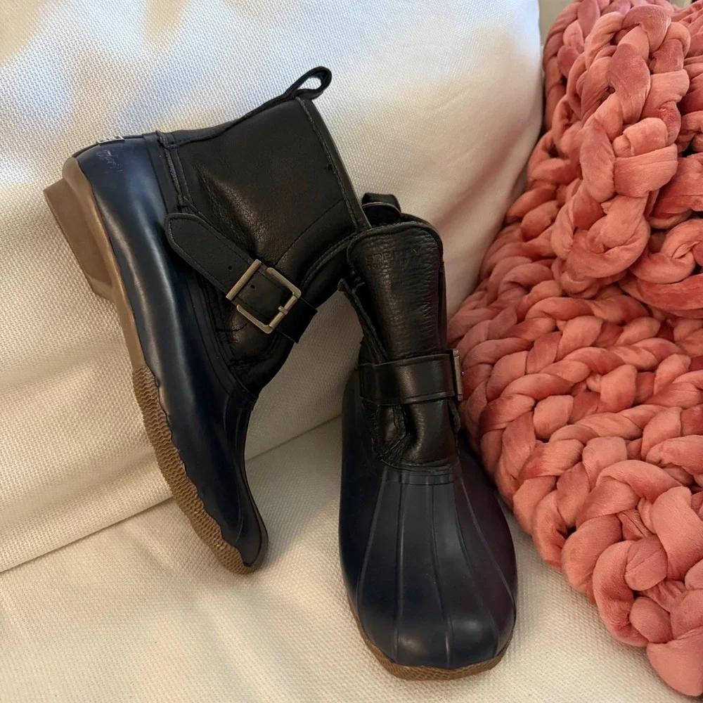 Sperry Duck Boots 100% wool waterproof leather black saltwater Chelsea sz 7